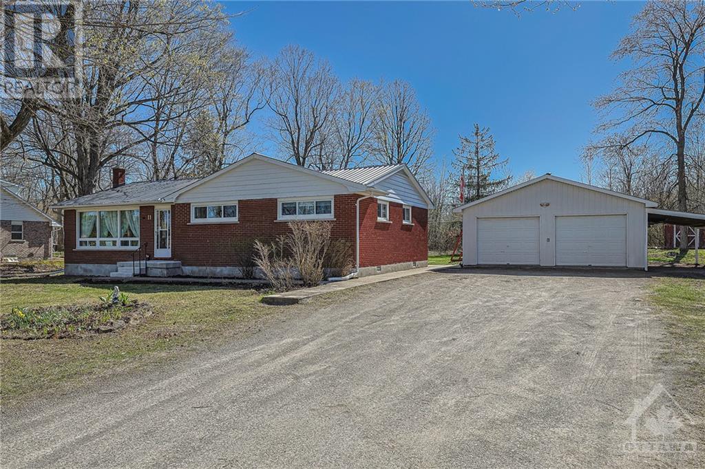 11 Bay Road, Lombardy, Ontario  K0G 1L0 - Photo 1 - 1389153